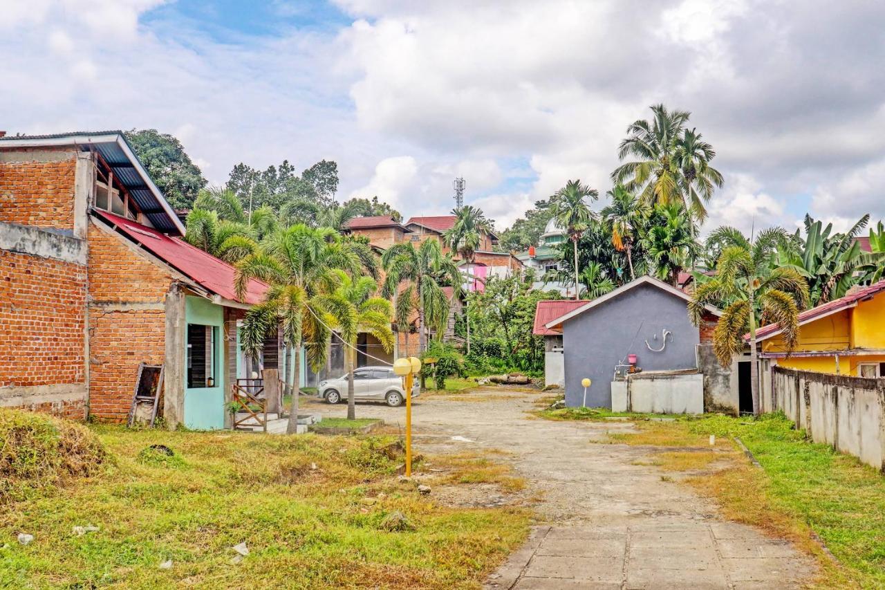 Oyo 90483 Homestay Permata Syariah Bangko Exterior foto